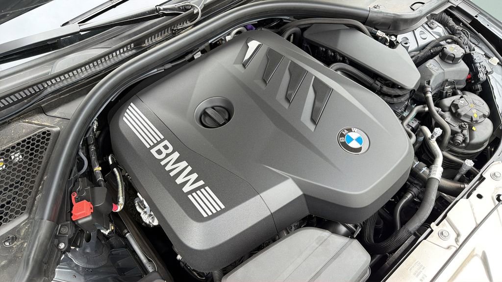 New 2026 BMW 330i Sedan w/ M Sport Package image 24