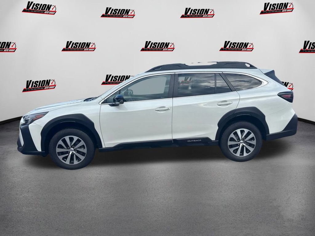 Used 2023 Subaru Outback Premium image 8