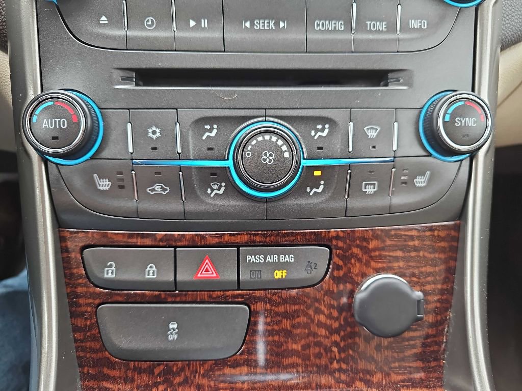 Used 2013 Chevrolet Malibu Eco w/ Leather Package image 28