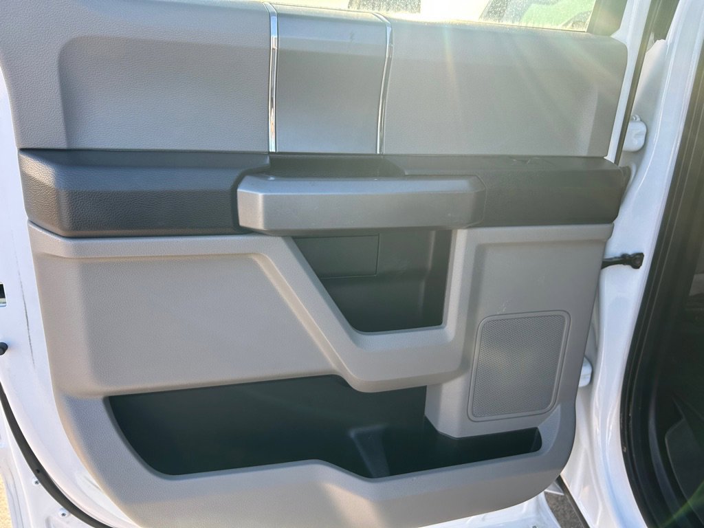 Used 2018 Ford F250 XLT w/ XLT Premium Package image 16