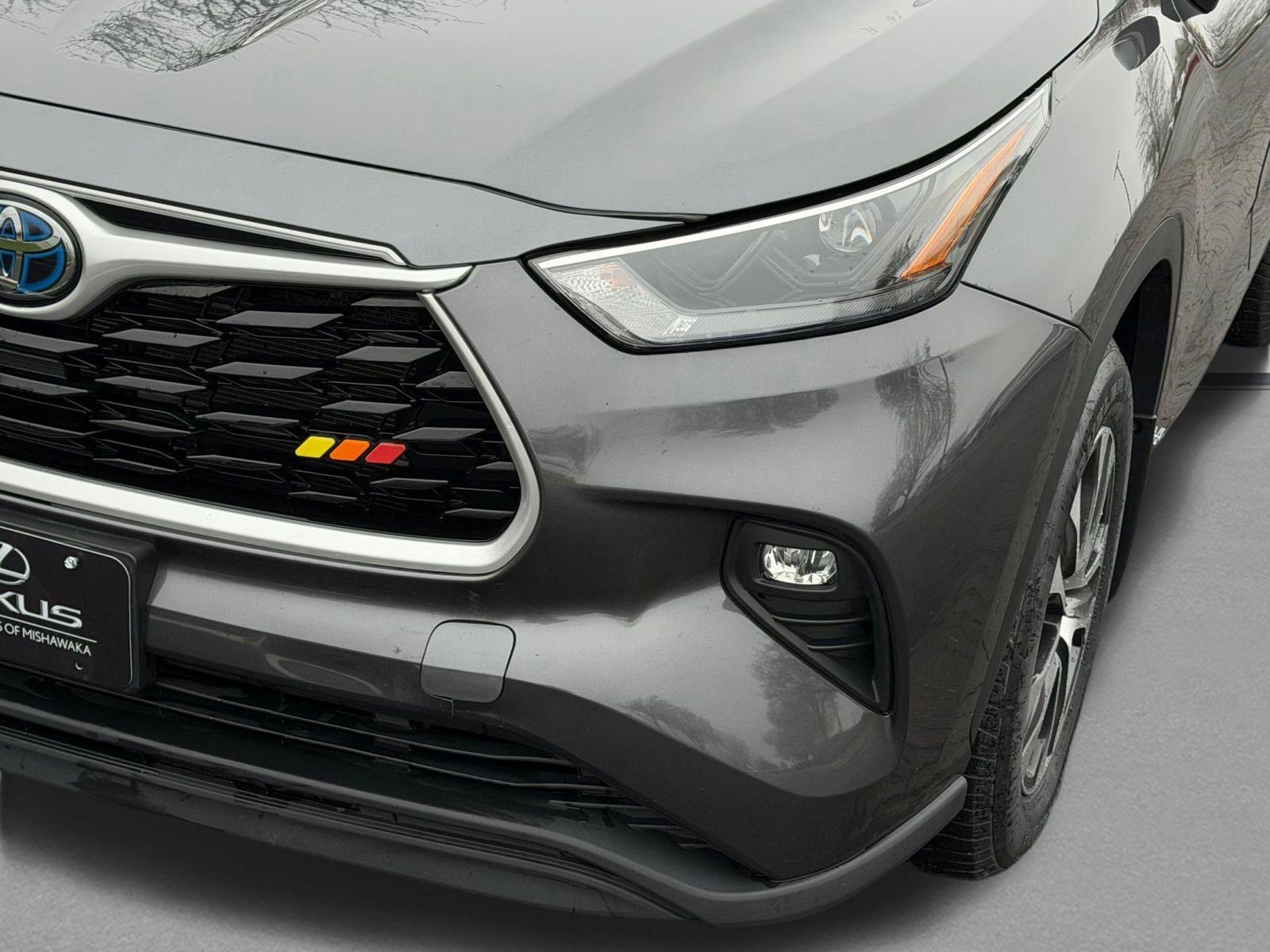 Used 2023 Toyota Highlander XLE image 10