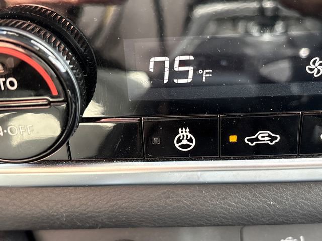 Certified 2023 Nissan Rogue SV w/ SV Premium B Package AWD/4WD image 21