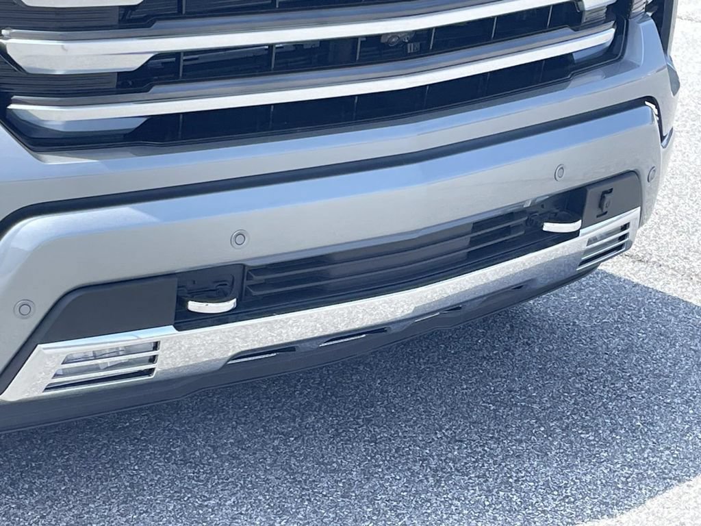 New 2026 Chevrolet Silverado 1500 High Country AWD/4WD image 10