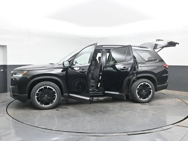 New 2026 Honda Pilot Touring image 57