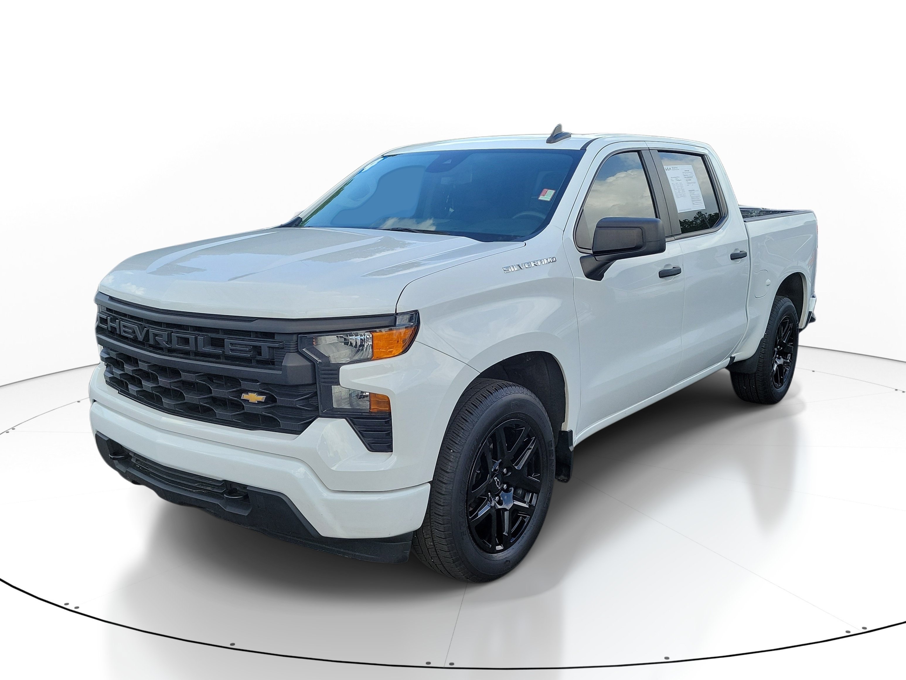 Used 2024 Chevrolet Silverado 1500 Custom RWD image 3