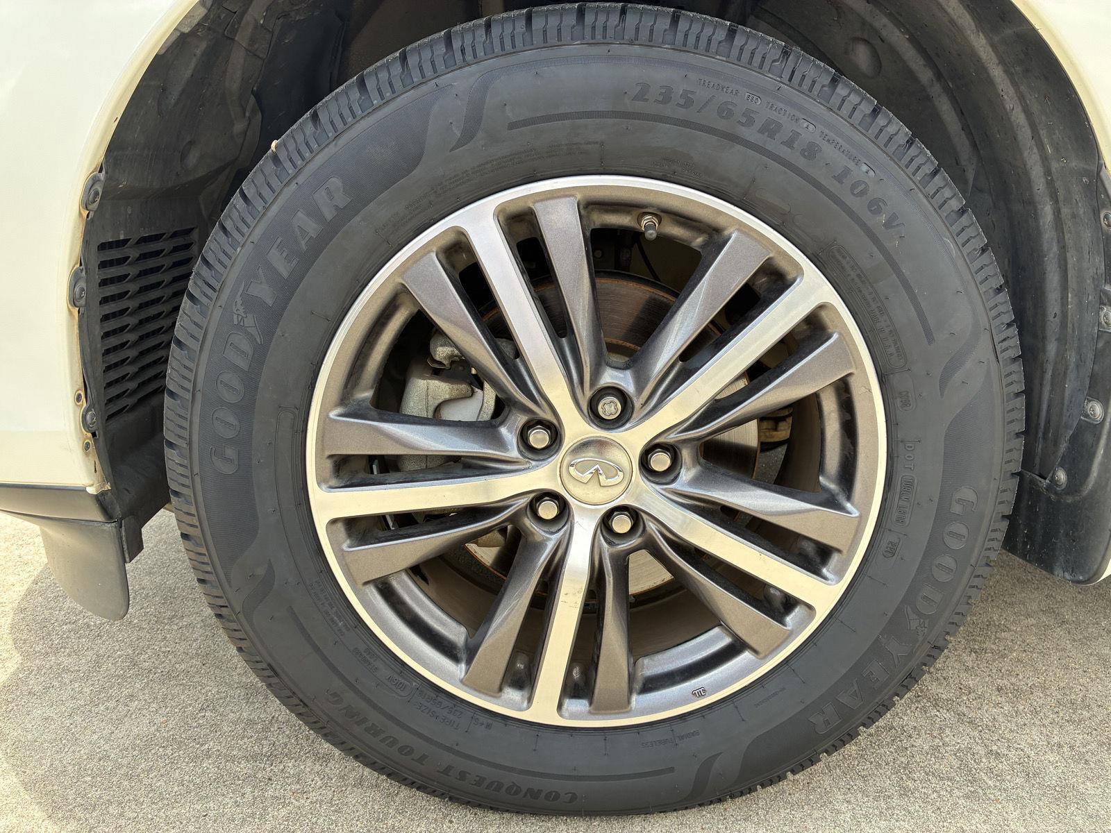 Used 2017 INFINITI QX60 FWD image 4