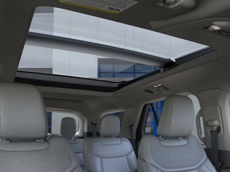 New 2025 Ford Explorer Active w/ Active Comfort Package image 22