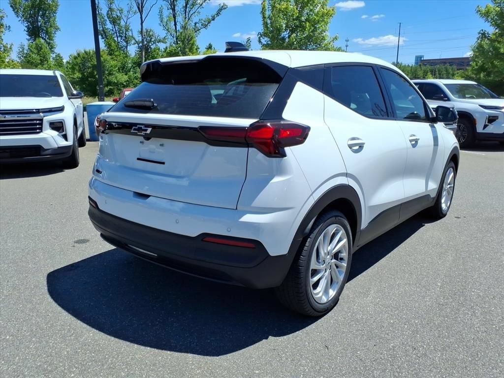 New 2027 Chevrolet Bolt LT FWD image 28