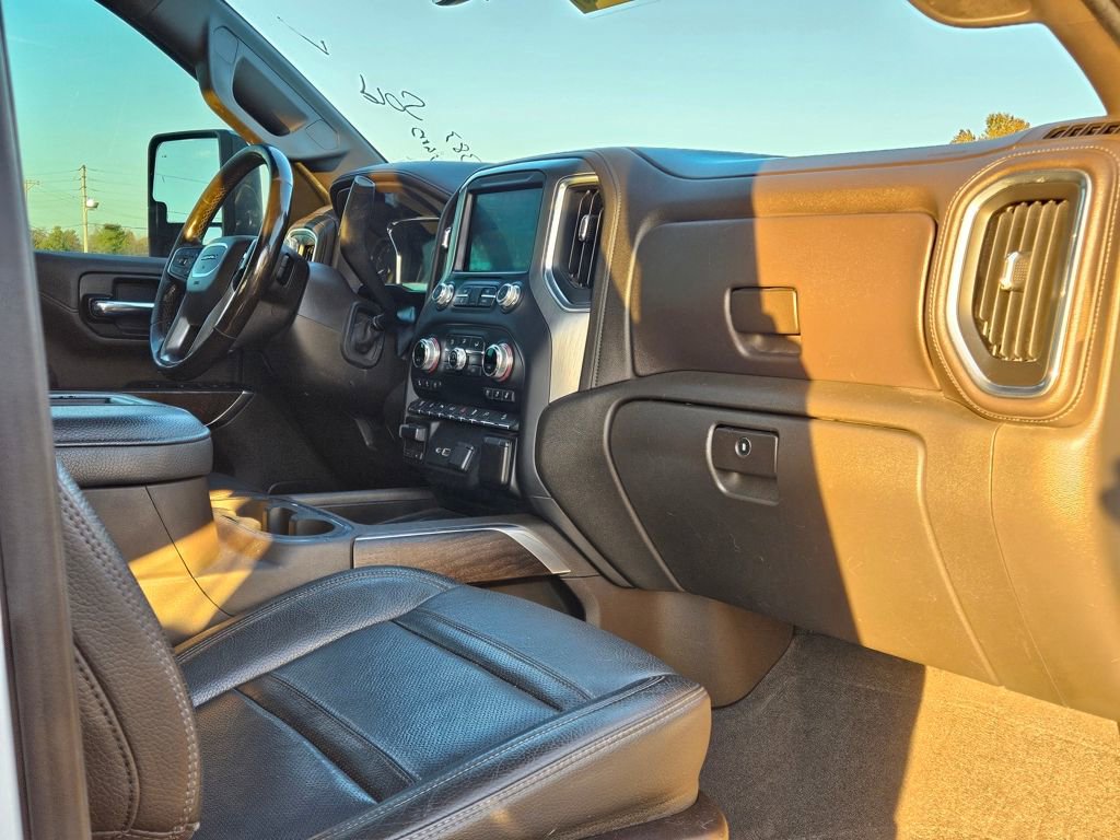 Used 2020 GMC Sierra 2500 Denali w/ Denali Ultimate Package image 15
