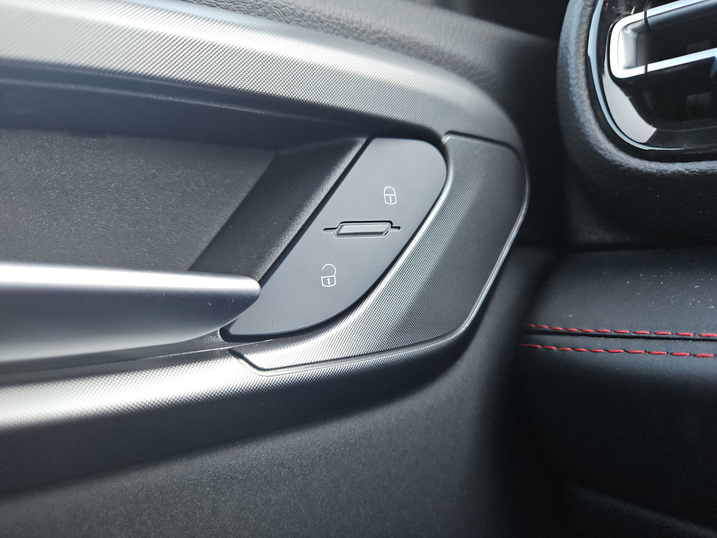 New 2025 Dodge Hornet GT w/ Tech Pack image 54