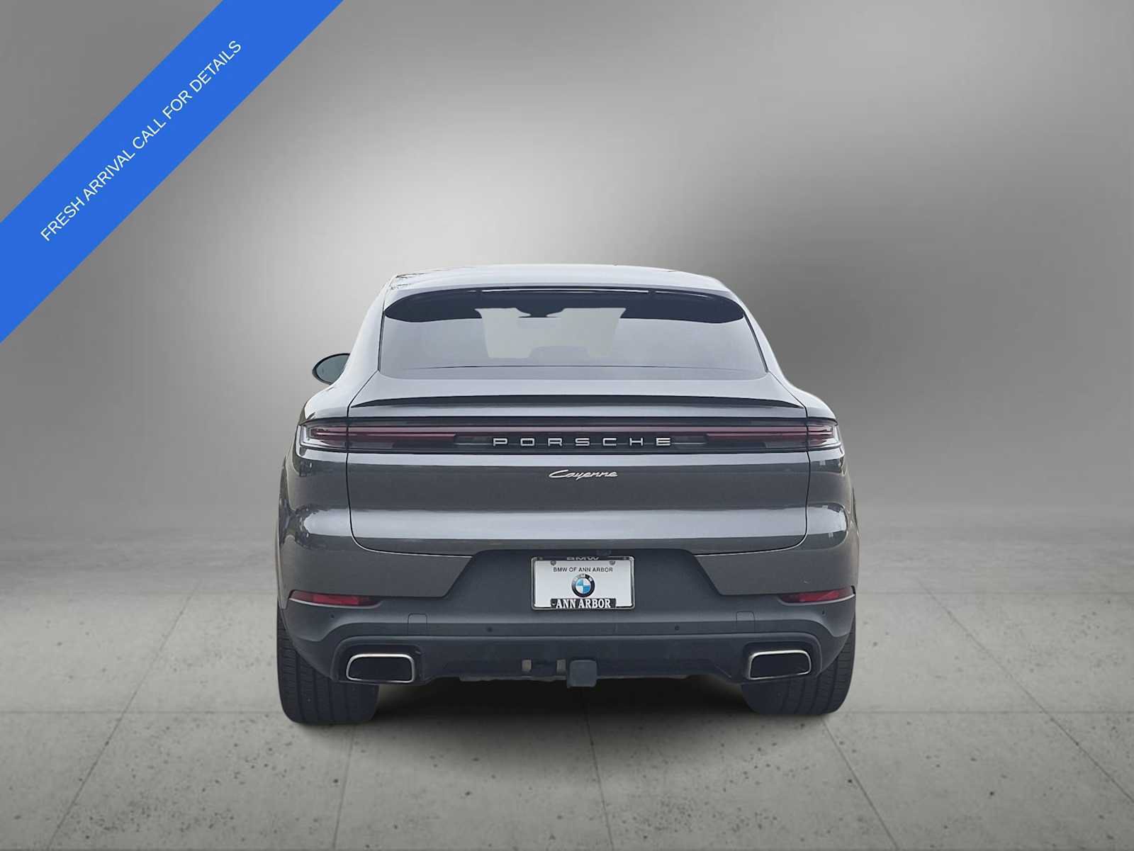 Used 2025 Porsche Cayenne Coupe AWD/4WD image 7