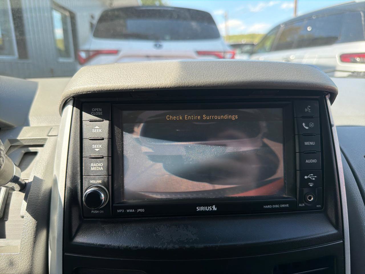 Used 2008 Dodge Grand Caravan SXT w/ Entertainment Group 2 FWD image 24