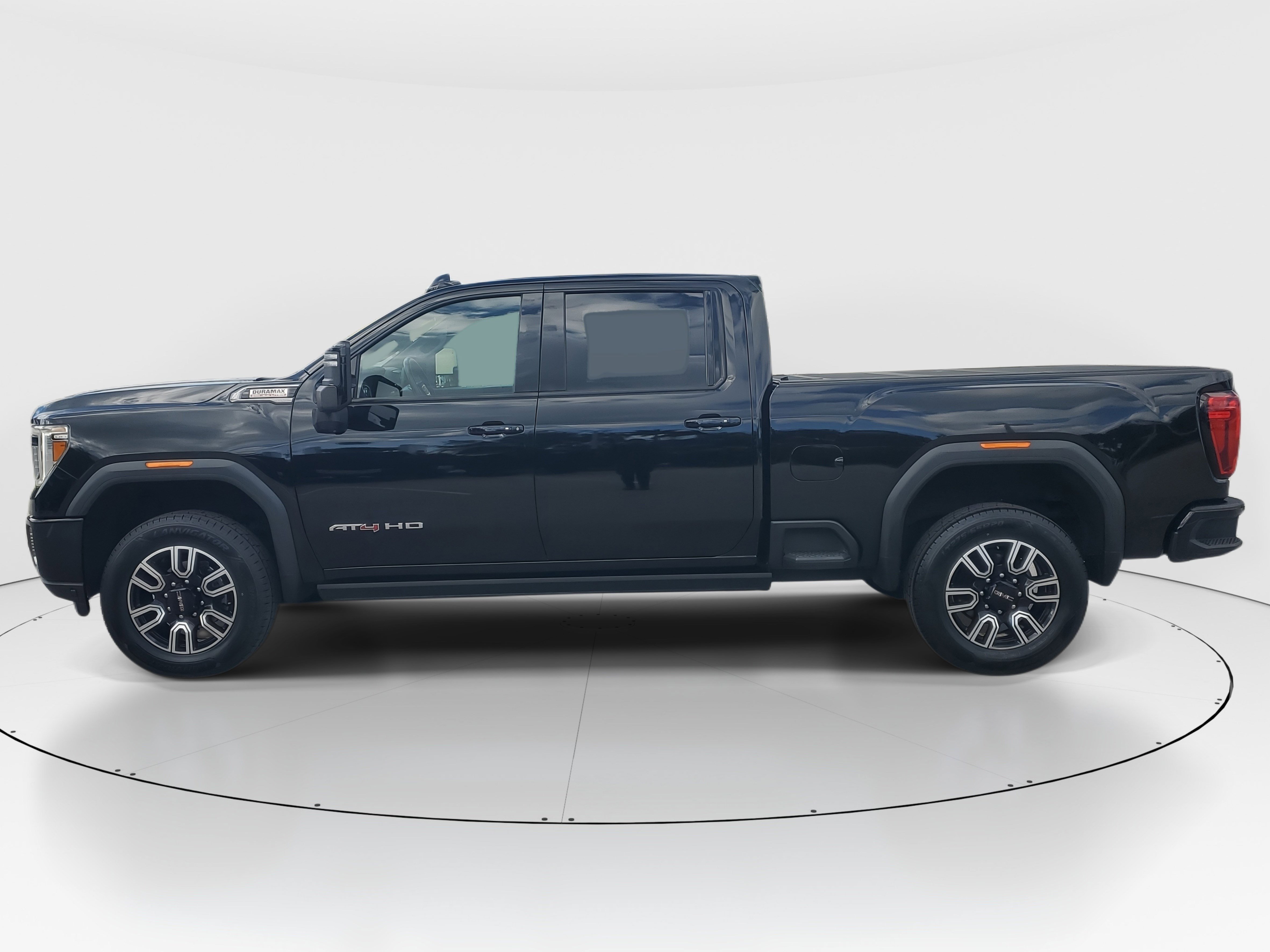 Used 2023 GMC Sierra 2500 AT4 w/ AT4 Preferred Package image 6