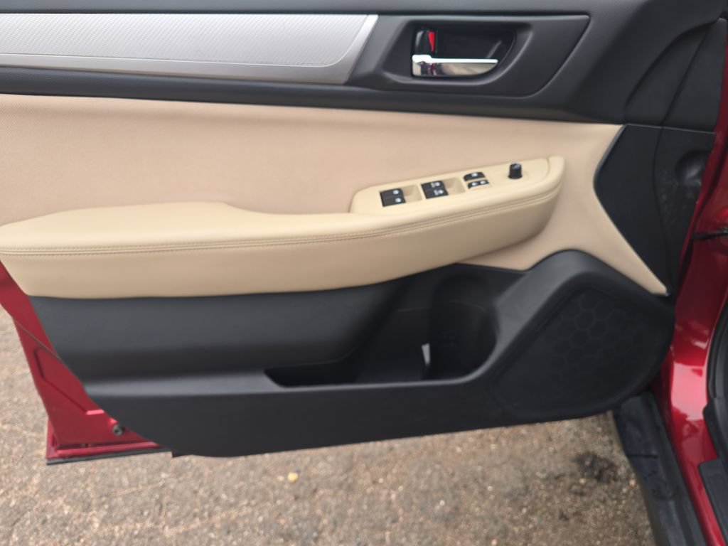 Used 2019 Subaru Outback 2.5i Premium AWD/4WD image 11