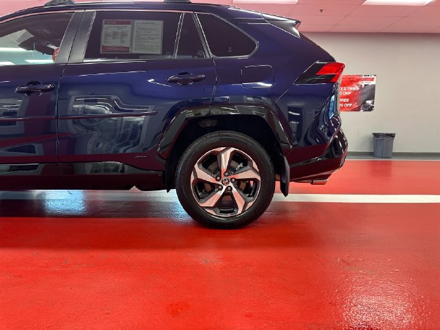 Certified 2023 Toyota RAV4 SE w/ Weather & Moonroof Package AWD/4WD image 28