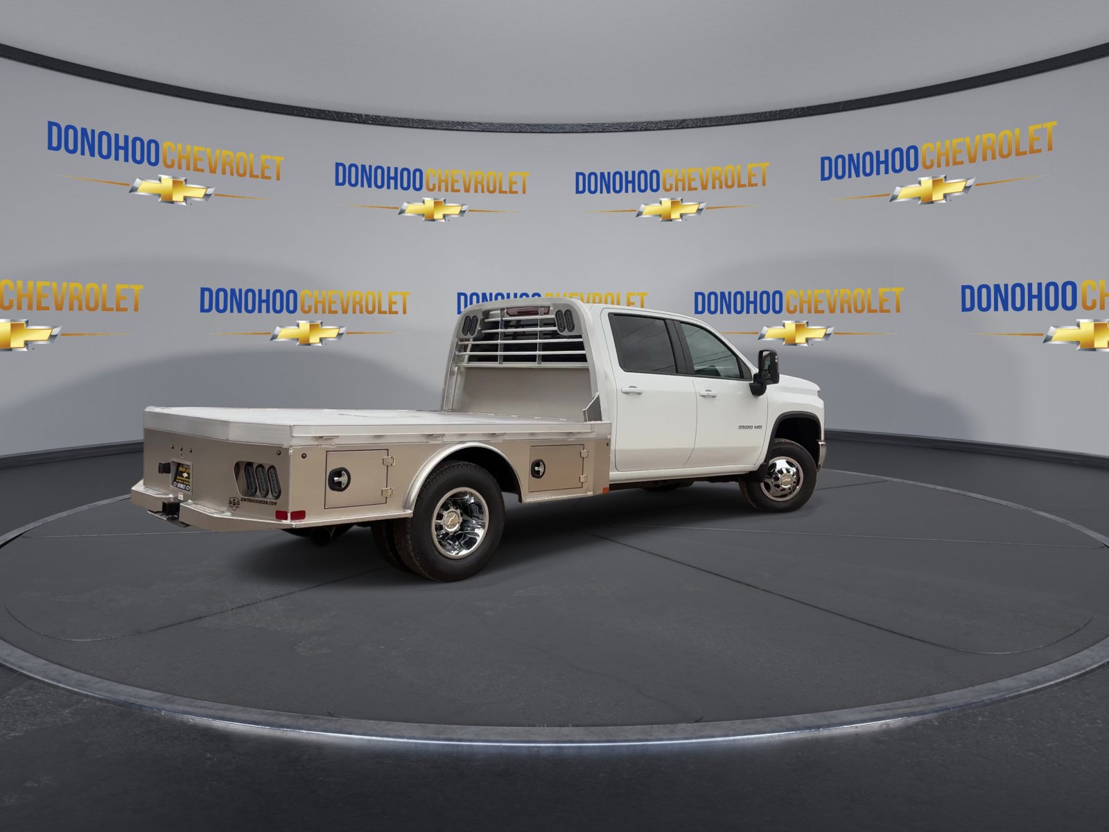 New 2026 Chevrolet Silverado 3500 LT w/ Convenience Package image 11