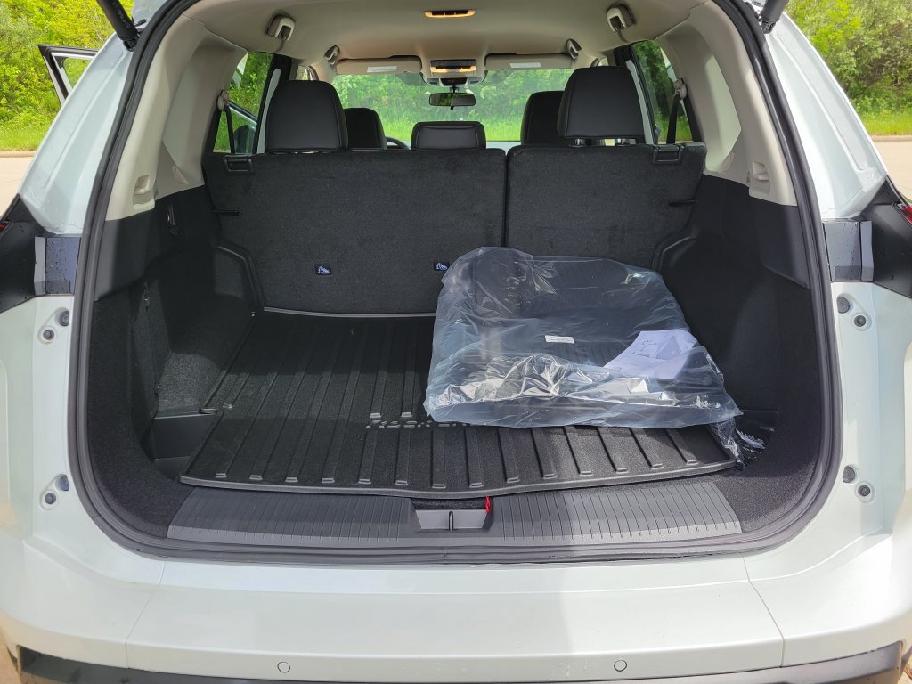 New 2026 Nissan Rogue SV w/ Rock Creek Premium Package AWD/4WD image 12