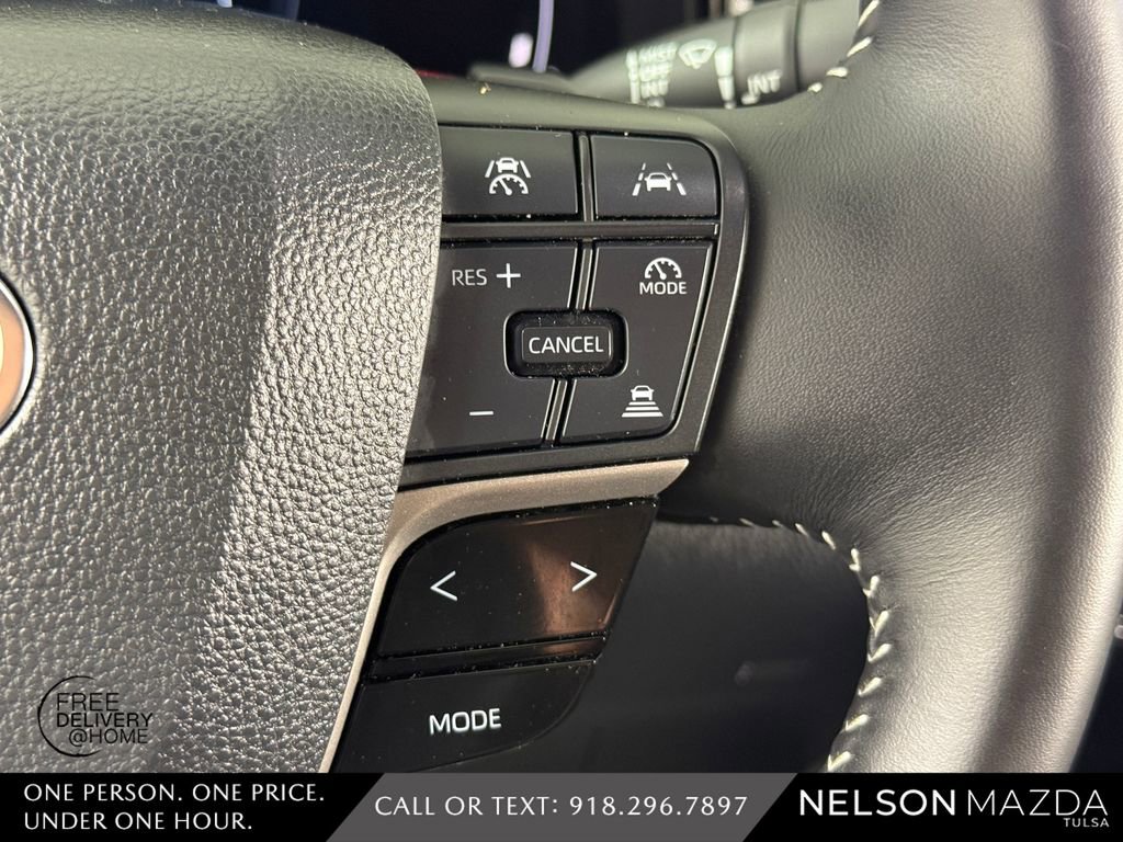 Used 2025 Toyota Camry SE w/ Convenience Package FWD image 26