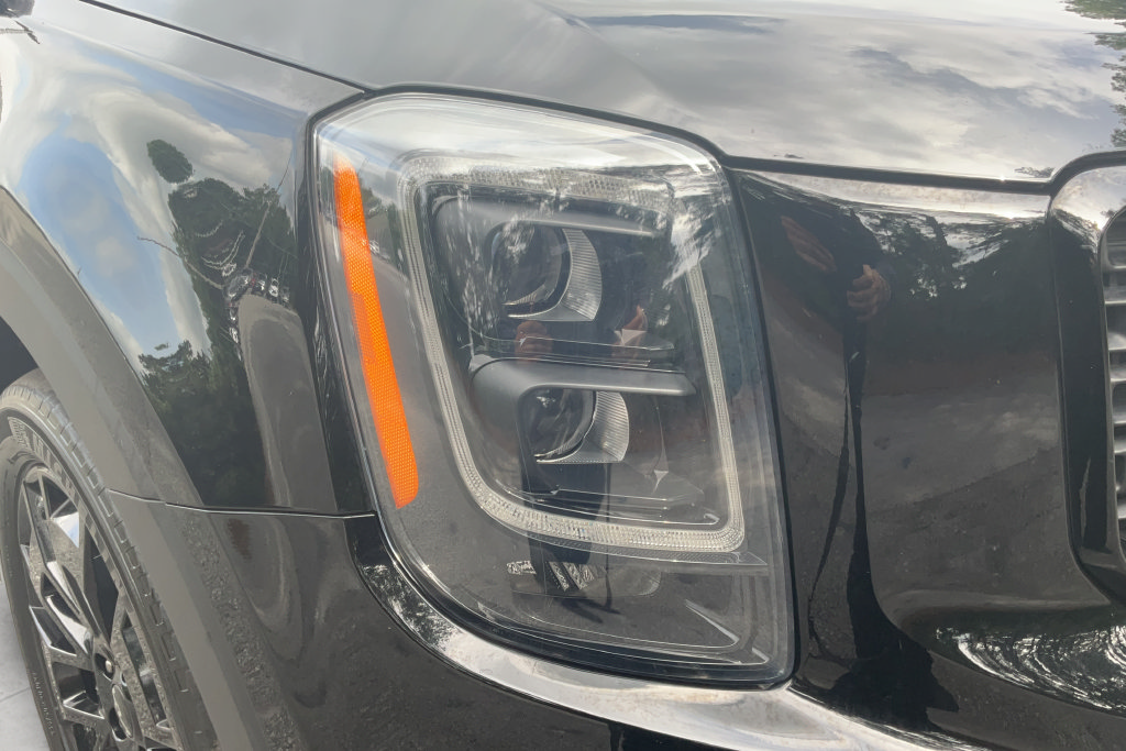 Used 2022 Kia Telluride EX w/ EX Premium Package AWD/4WD image 29