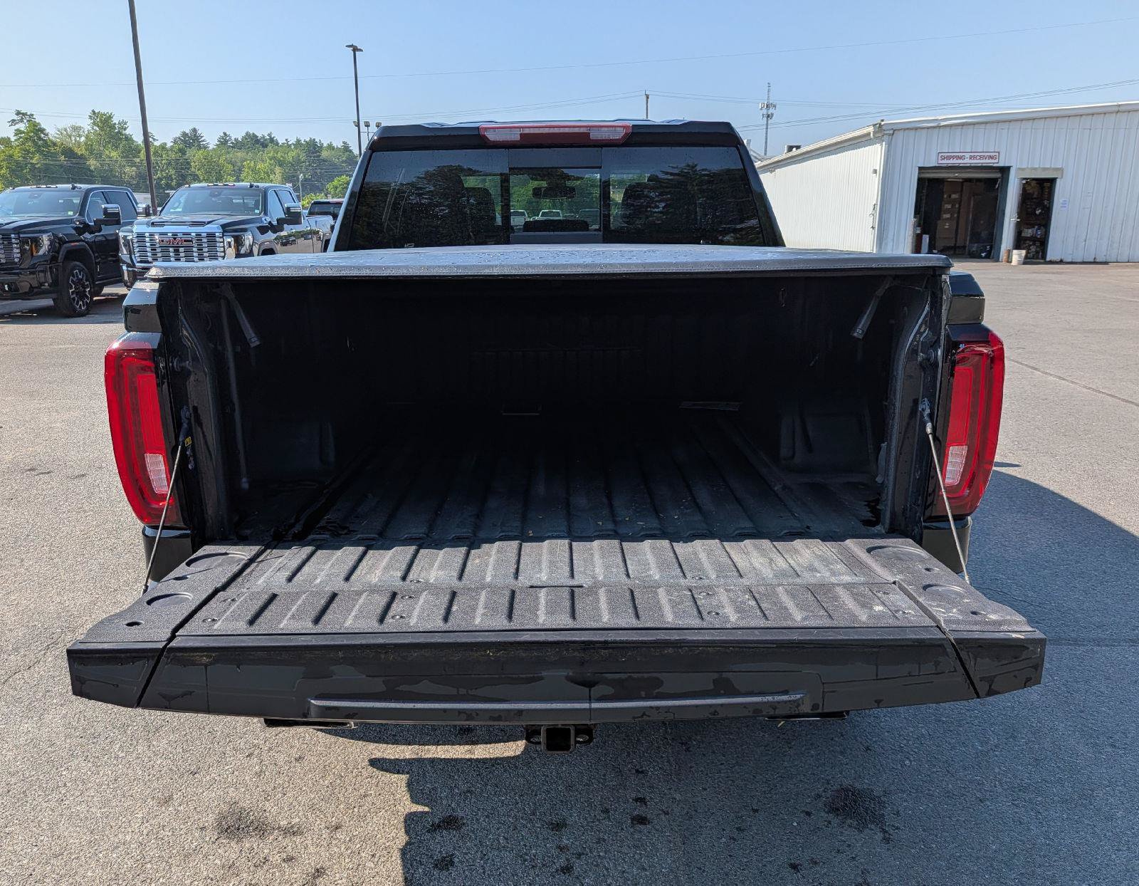 Used 2021 GMC Sierra 1500 Denali w/ Denali Premium Package AWD/4WD image 10