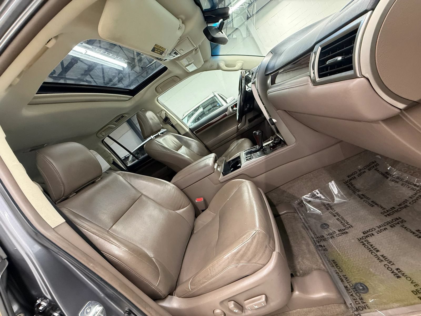Used 2017 Lexus GX 460 Premium AWD/4WD image 25