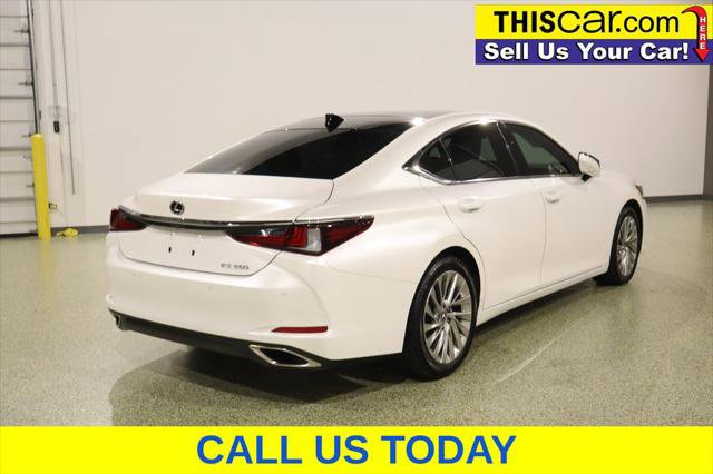 Used 2021 Lexus ES 350 Ultra Luxury w/ Accessory Package 2 FWD image 8
