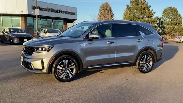 Used 2023 Kia Sorento SX Prestige w/ Panoramic Sunroof Package image 6