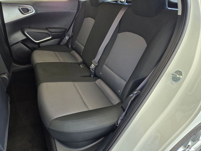 Used 2022 Kia Soul LX w/ Technology Package image 17