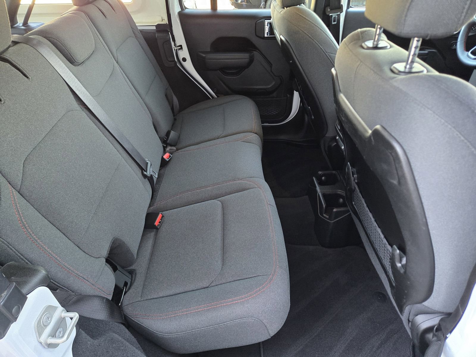 Used 2024 Jeep Wrangler Unlimited Rubicon image 20