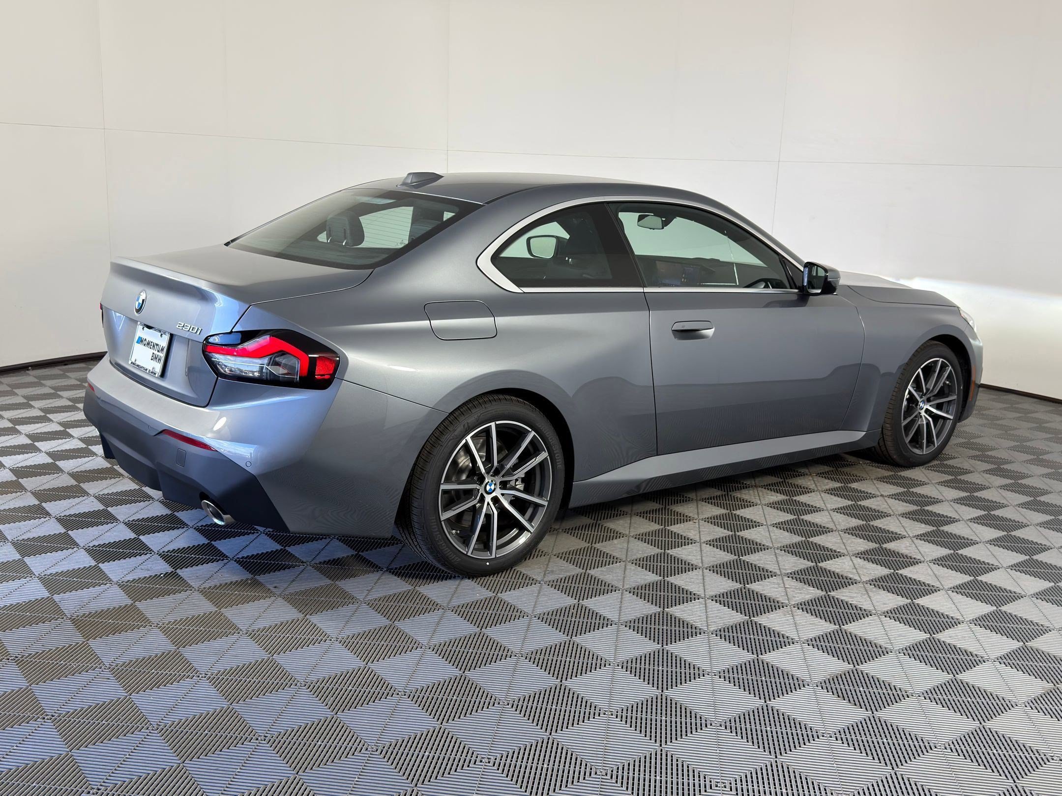 Used 2026 BMW 230i Coupe RWD image 7