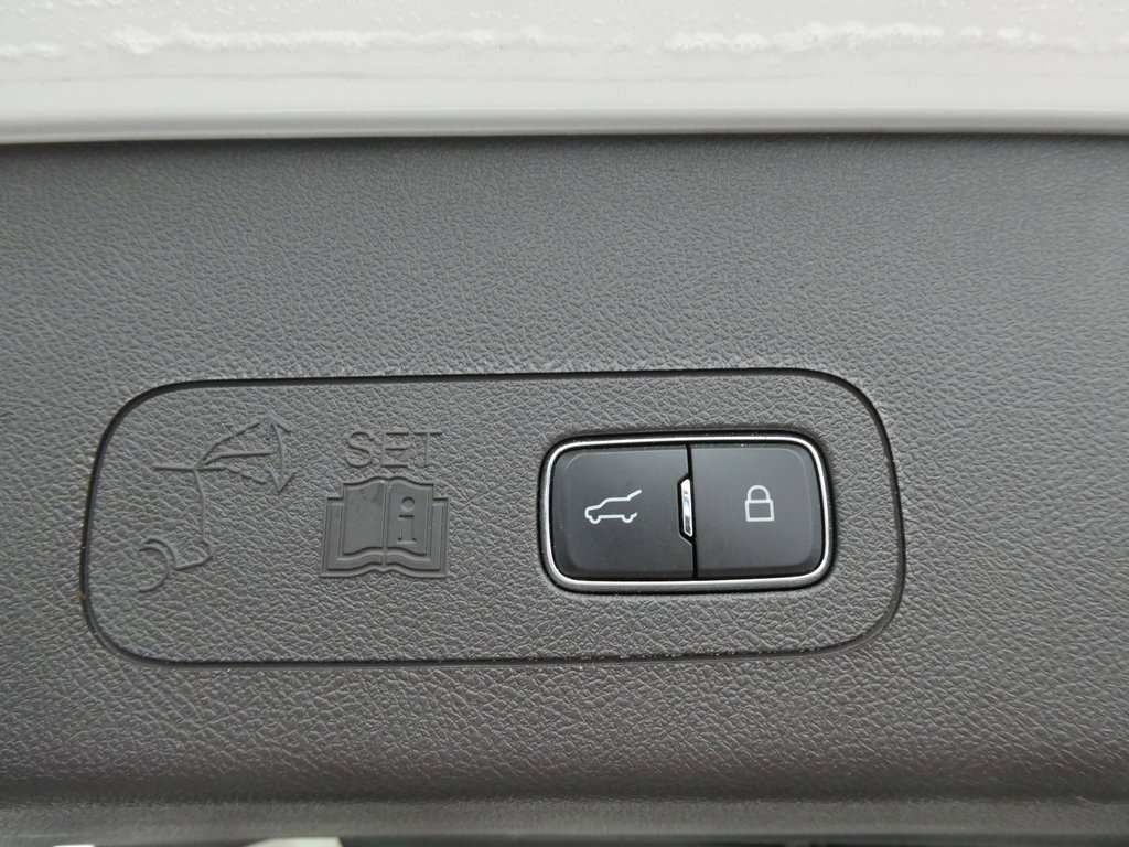 Used 2023 Lincoln Aviator Black Label Grand Touring w/ Class IV Trailer Tow Package image 19