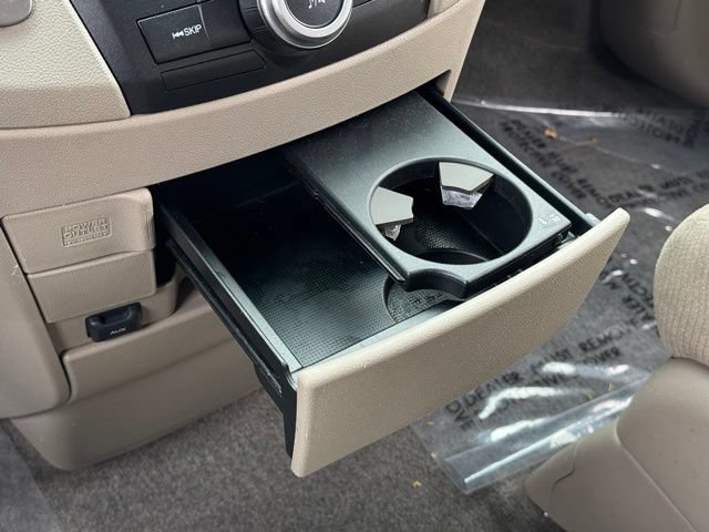 Used 2012 Honda Odyssey LX image 17