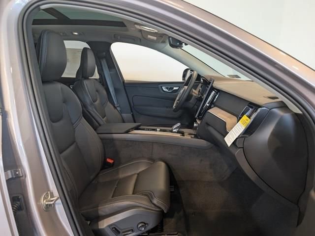 New 2026 Volvo XC60 B5 Ultra w/ Protection Package Premier AWD/4WD image 31