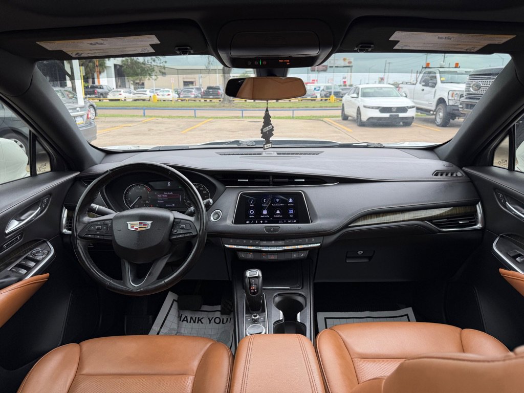 Used 2019 Cadillac XT4 Premium Luxury AWD/4WD image 25