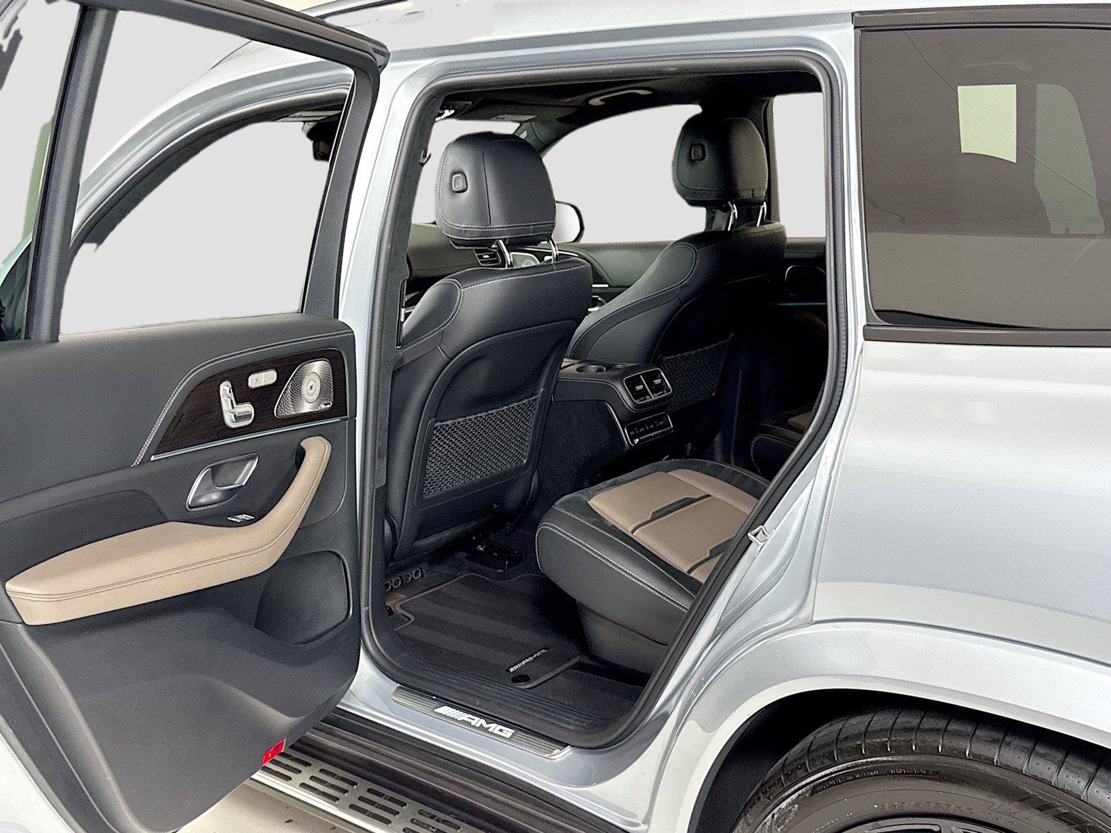 Used 2023 Mercedes-Benz GLS 63 AMG 4MATIC image 27