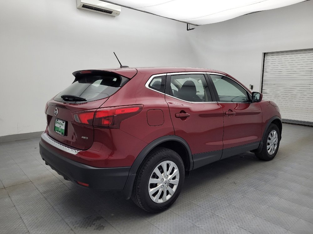 Used 2019 Nissan Rogue Sport S image 9