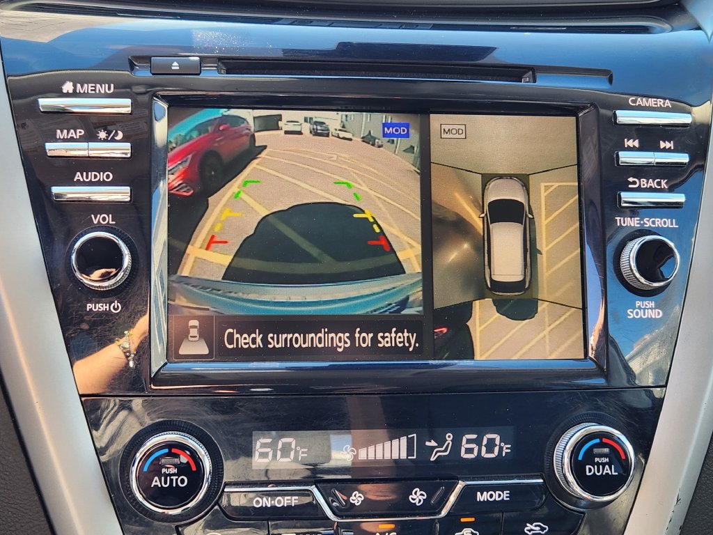 Certified 2019 Nissan Murano Platinum w/ Cargo Package AWD/4WD image 15