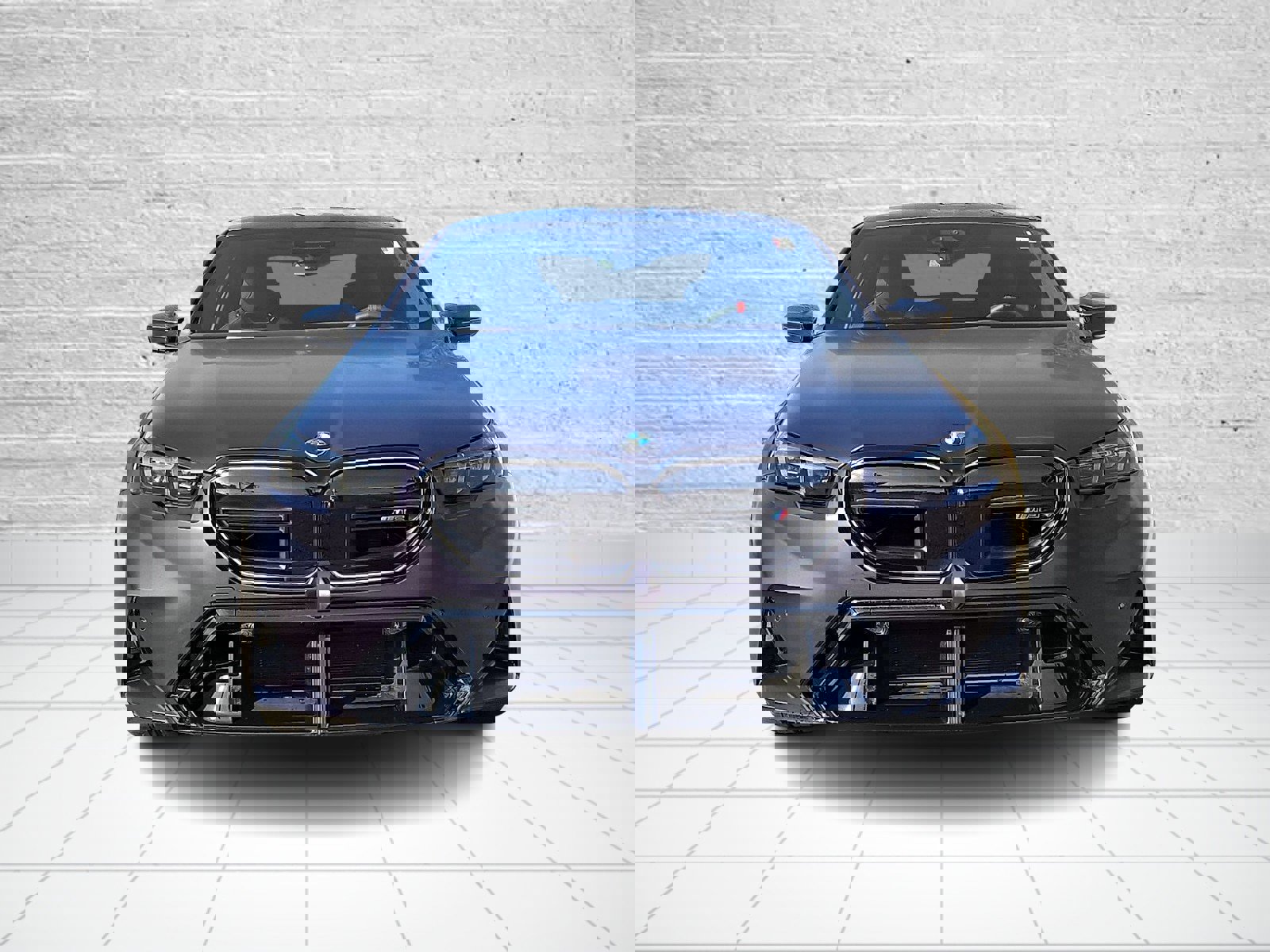 Used 2026 BMW M5 w/ Carbon Package image 2