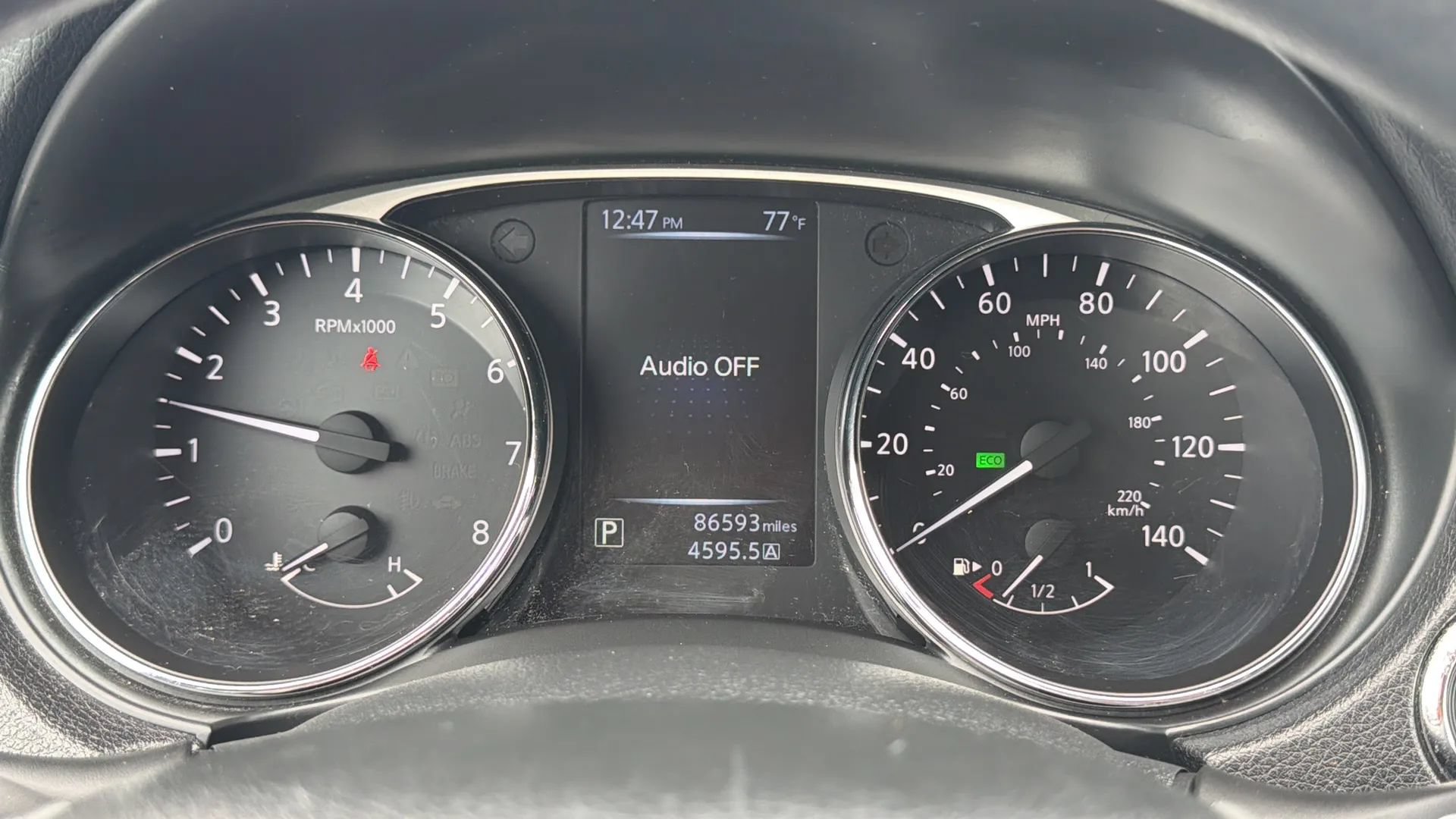 Used 2015 Nissan Rogue SV w/ SV Moonroof Package AWD/4WD image 17