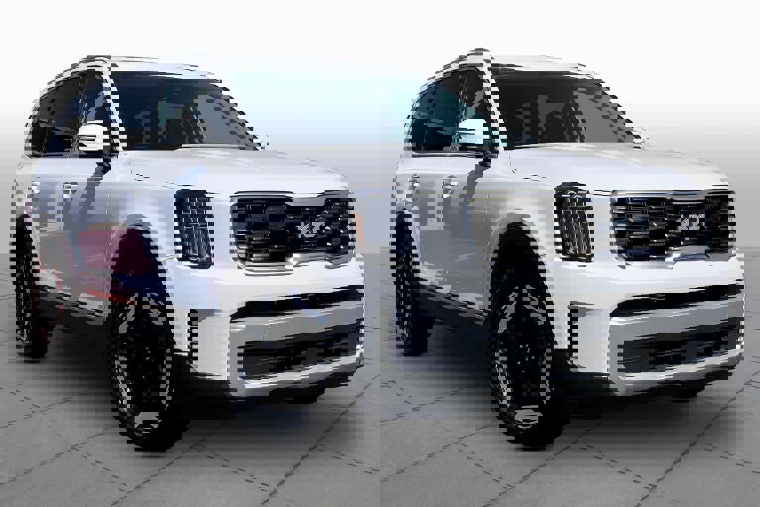 Used 2025 Kia Telluride S AWD/4WD image 3