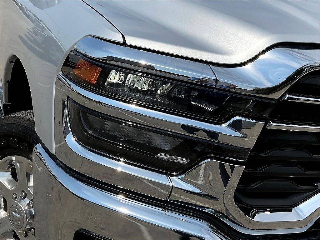 Used 2026 RAM 2500 Big Horn AWD/4WD image 33