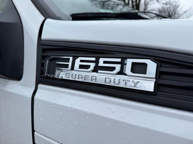 Used 2021 Ford F650 2WD Regular Cab Super Duty image 8