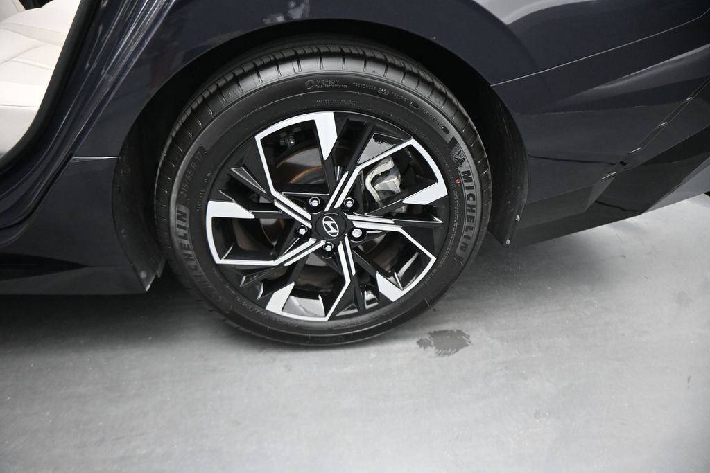 Used 2024 Hyundai Sonata SEL FWD image 21