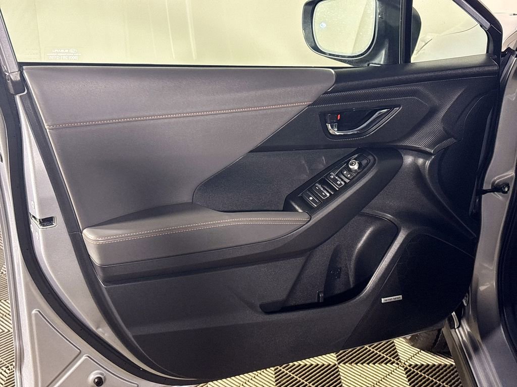 Certified 2025 Subaru Crosstrek 2.5i Limited w/ Popular Package #3A image 11