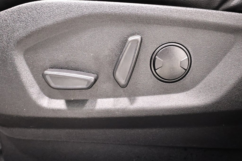 Certified 2023 Ford Edge ST-Line w/ Cargo Accessory Package image 14