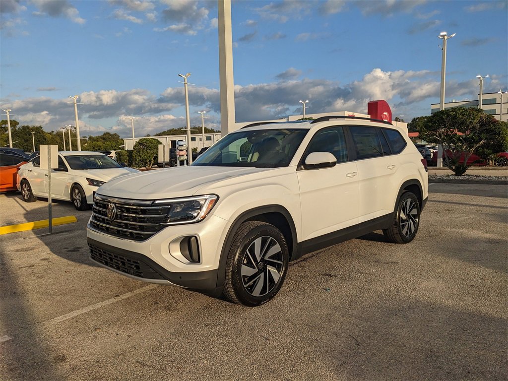 New 2026 Volkswagen Atlas SE image 4