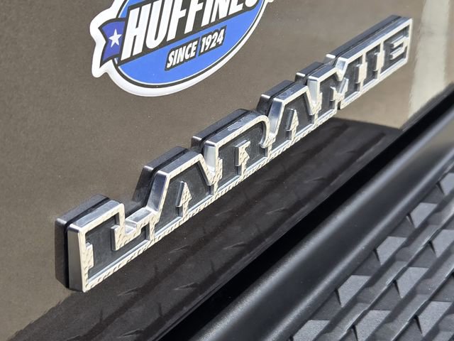 Used 2026 RAM 2500 Laramie AWD/4WD image 11