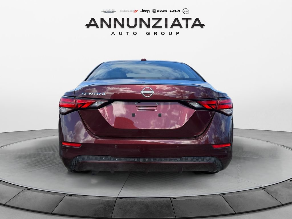 Certified 2025 Nissan Sentra SV image 4