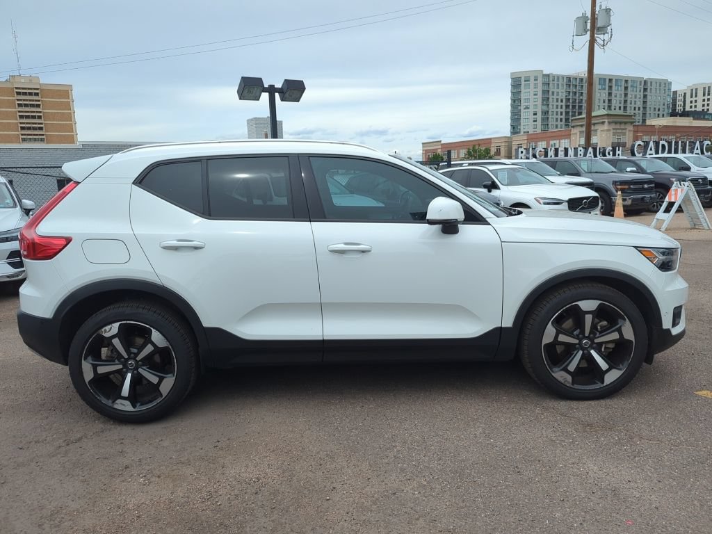 Used 2019 Volvo XC40 T5 Momentum AWD/4WD image 8