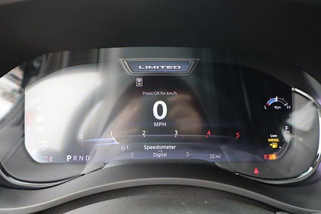 Used 2025 RAM 3500 Limited image 20